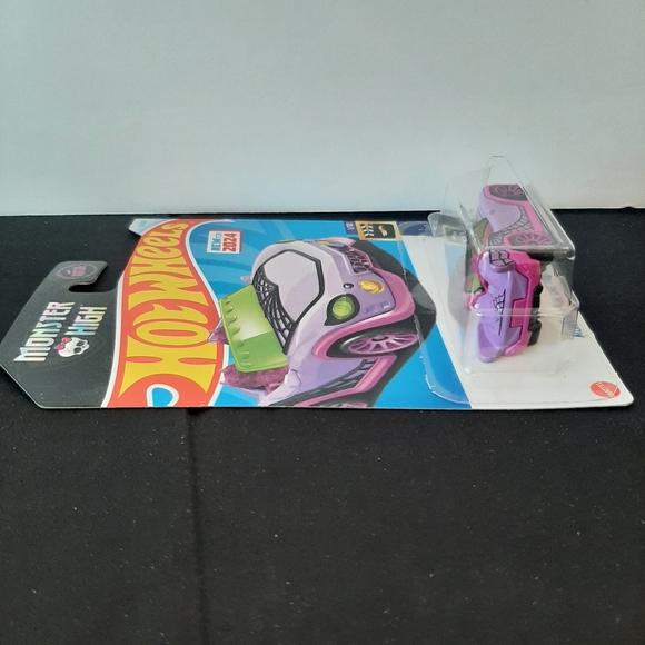 Monster High Hot Wheels Ghoul Mobile 2024 Screen Time Collection Car Purple - Picture 5 of 9